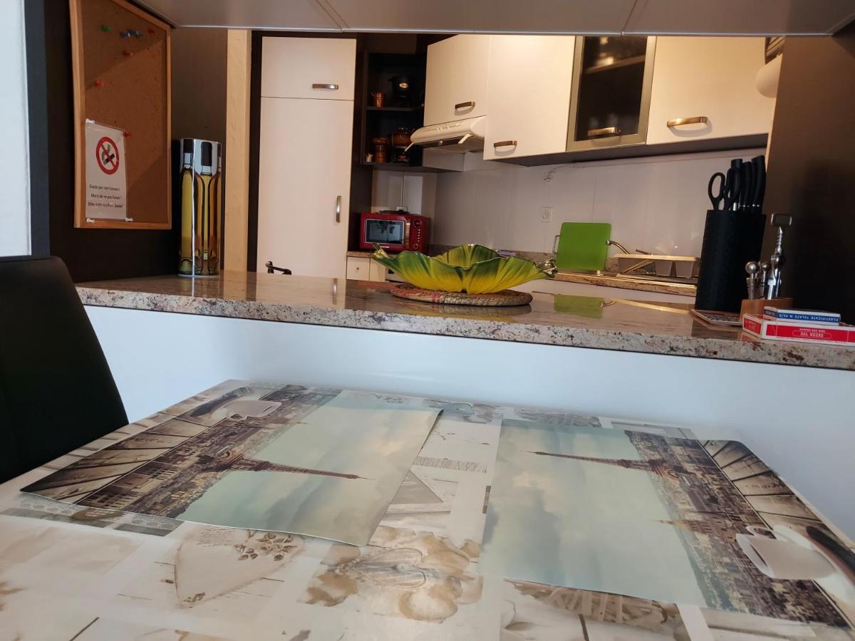 Opal Apartment Muralto Екстериор снимка