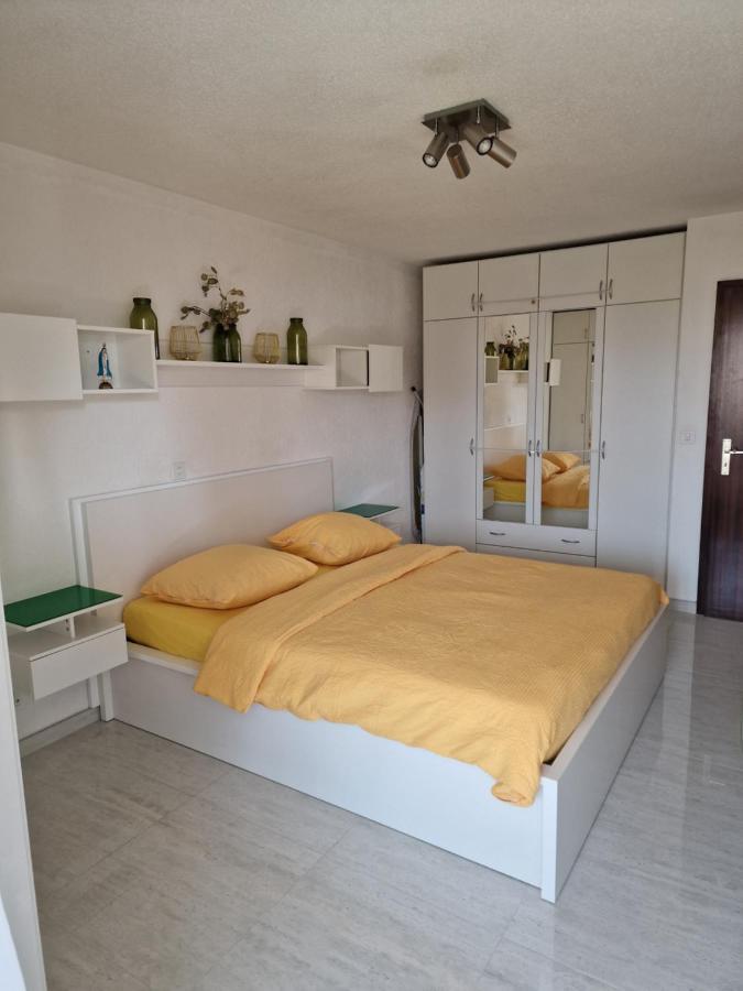 Opal Apartment Muralto Екстериор снимка